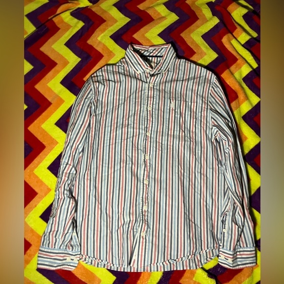 Johnnie-O hangin out large button down shirt - Picture 1 of 3